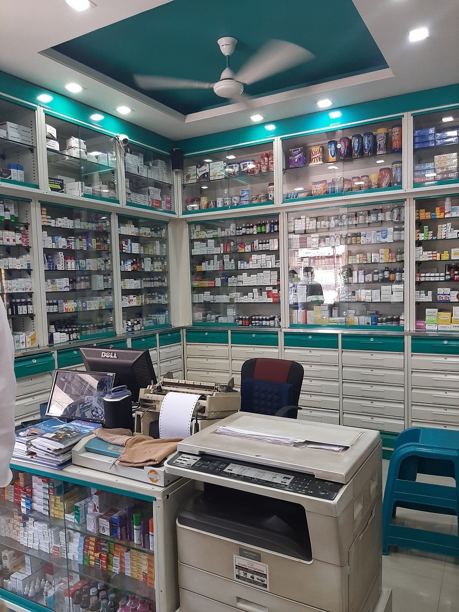 Munshi Medical Storefront